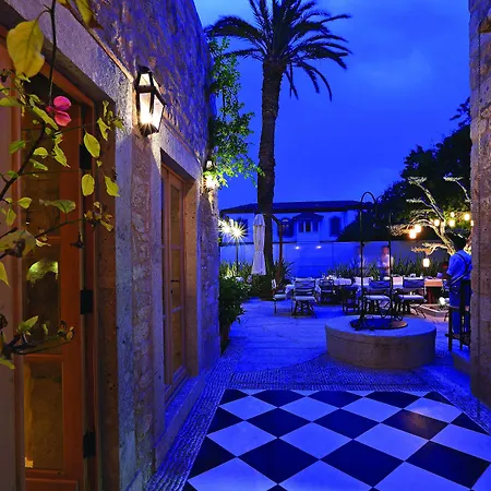 Alojamento de Acomodação e Pequeno-almoço 1850 Kemalpasa