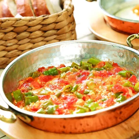 Alojamento de Acomodação e Pequeno-almoço 1850 Kemalpasa