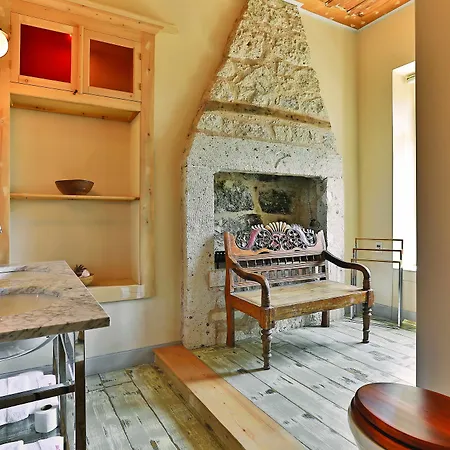 1850 Kemalpasa Bed & Breakfast Alacati